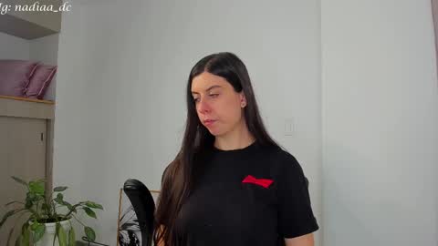 Nadia  INST Nadiaa dc online show from 02/13/25, 03:07