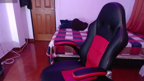 Snapshot of nadia_palmer chatting on 12/05/24, 10:33  Nadi  online show from 12/05/24, 10:33