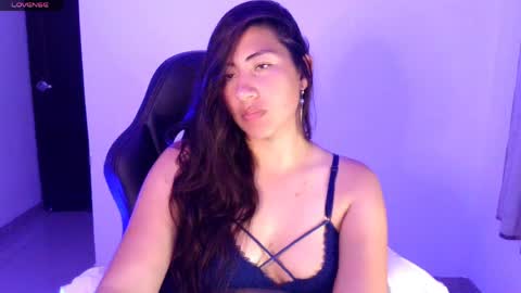 Snapshot of nadia_palmer chatting on 04/03/26, 01:14 Nadi online show from 04/03/26, 01:14