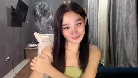 Snapshot of nadiestar chatting on 02/27/25, 10:26 nadiestar online show from 02/27/25, 10:26