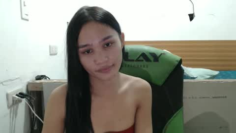 Snapshot of nadiestar chatting on 12/20/25, 07:15 nadiestar online show from 12/20/25, 07:15