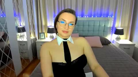 Snapshot of nadingracefull chatting on 05/25/26, 10:05 NadinGracefull online show from 05/25/26, 10:05