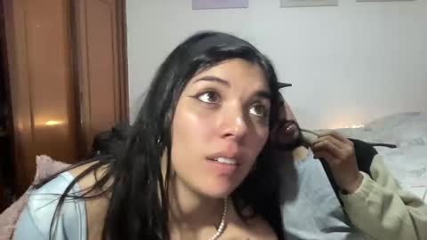 naduu__xx online show from 02/21/25, 03:12