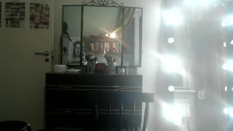 Snapshot of nadyagt chatting on 06/27/26, 06:24 nadyagt online show from 06/27/26, 06:24