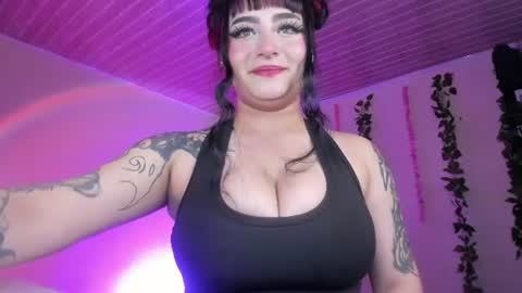 naeniademont online show from 08/07/26, 05:04
