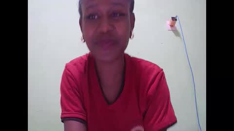 Snapshot of nah296652 chatting on 04/08/26, 09:15 nah296652 online show from 04/08/26, 09:15