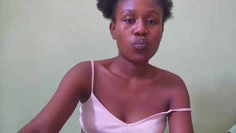 Snapshot of nah296652 chatting on 04/10/26, 07:02 nah296652 online show from 04/10/26, 07:02