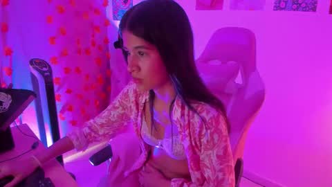 Snapshot of naharasoler chatting on 11/03/25, 03:02 Nahara Soler online show from 11/03/25, 03:02