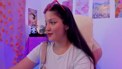 Snapshot of naharasoler chatting on 12/04/25, 09:45 Nahara Soler online show from 12/04/25, 09:45