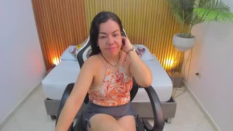 N A H I A online show from 02/27/25, 05:24