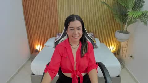 N A H I A online show from 03/06/25, 03:02