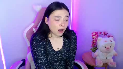  Nahia  online show from 03/29/26, 04:29