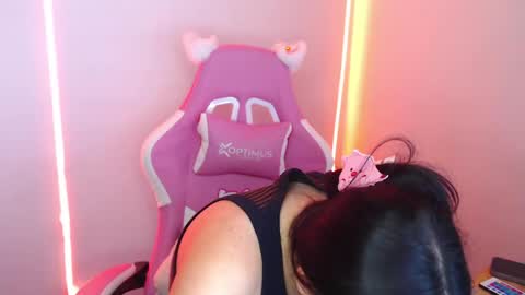 Snapshot of nahia__1 chatting on 04/17/26, 03:26 Nahia online show from 04/17/26, 03:26