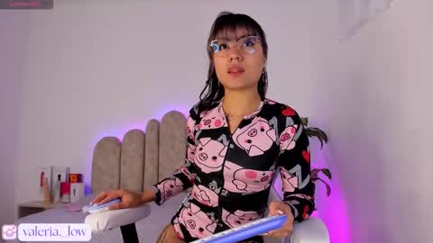  Valeria  online show from 09/18/25, 06:04