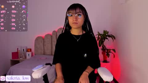  Valeria  online show from 10/03/25, 12:40