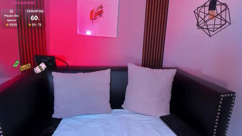 Nahia online show from 12/20/25, 01:18