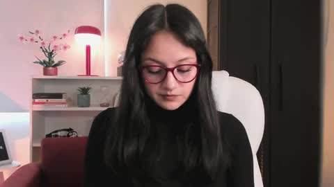 Snapshot of nahiapaws chatting on 04/16/26, 06:41 Nahia INDEPENDENT MODEL P online show from 04/16/26, 06:41