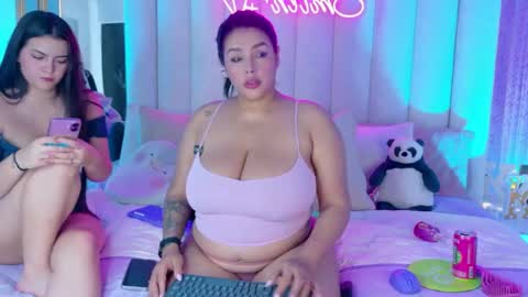 Snapshot of nahiara_evans_ chatting on 05/23/26, 01:55 NAHIARA EVANS online show from 05/23/26, 01:55