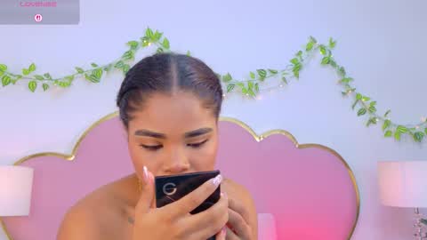 Snapshot of nahiarareina chatting on 12/03/25, 02:15 NahiaraReina online show from 12/03/25, 02:15