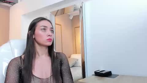 Nahimi online show from 10/23/25, 09:13