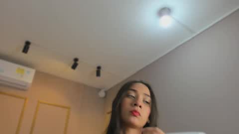 Nahimi online show from 02/16/26, 07:32