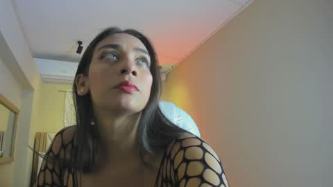 Snapshot of nahimithompson chatting on 04/18/26, 07:07 Nahimi online show from 04/18/26, 07:07