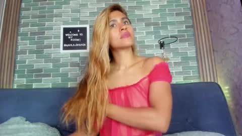 Snapshot of nahlaghaada chatting on 03/13/26, 11:22 Nahla online show from 03/13/26, 11:22