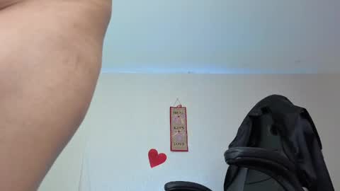 Snapshot of nahomi_blaze56eup chatting on 05/17/26, 03:59 valeria online show from 05/17/26, 03:59