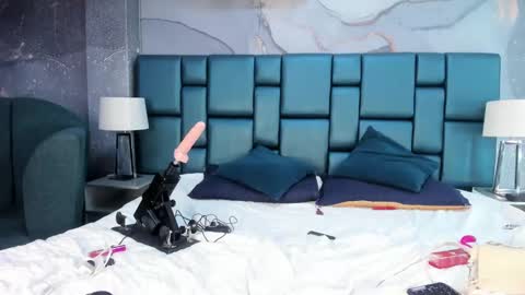 Nahomi online show from 02/12/25, 01:52