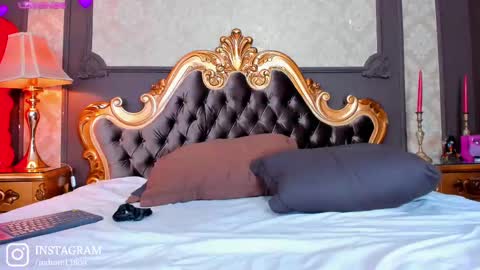 Snapshot of nahomiacosta chatting on 02/15/25, 04:36 Nahomi Acosta online show from 02/15/25, 04:36