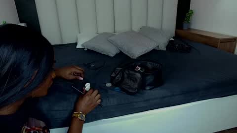  VICTORIA  online show from 02/05/25, 07:31