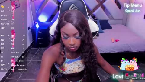 Snapshot of nahomii_hill chatting on 02/06/25, 08:56 Nahomi online show from 02/06/25, 08:56