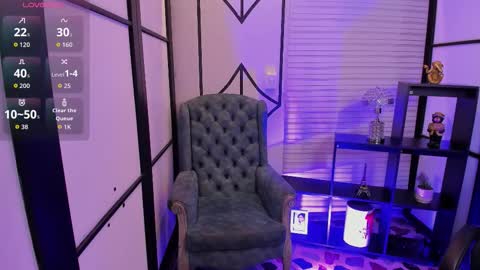 Snapshot of nahomirichards chatting on 11/08/25, 06:35 Nahomi online show from 11/08/25, 06:35