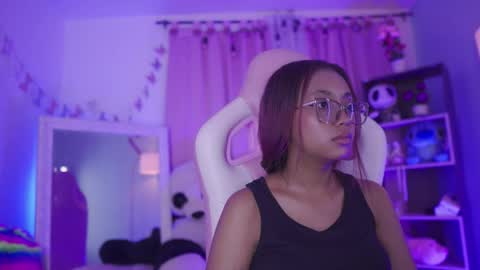 nahomy 2308 online show from 05/25/26, 11:38