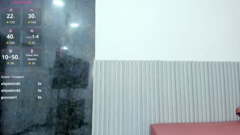 Snapshot of nahomy_park chatting on 05/17/26, 11:50 nahomy_park online show from 05/17/26, 11:50