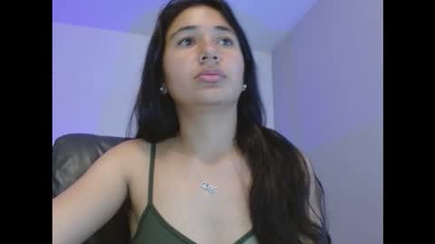 Snapshot of nahomy_rain chatting on 03/04/26, 01:06 online show from 03/04/26, 01:06