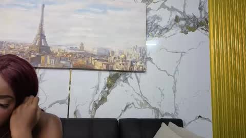 Snapshot of nahomy_smith11_aws chatting on 11/17/25, 05:41 Nahomy online show from 11/17/25, 05:41