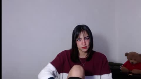 Snapshot of naiakit18 chatting on 02/26/25, 10:42 naiakit18 online show from 02/26/25, 10:42