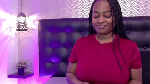 Snapshot of naiaramasson_ chatting on 07/16/26, 12:11 naiaramasson_ online show from 07/16/26, 12:11