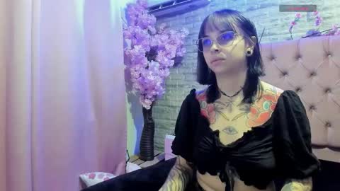 Snapshot of naiawhisper chatting on 03/01/26, 01:24 naiawhisper online show from 03/01/26, 01:24