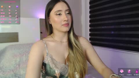 Snapshot of nailahk chatting on 01/04/25, 01:10 NAILAHK online show from 01/04/25, 01:10