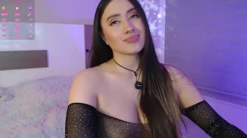 Snapshot of nailahk chatting on 12/17/25, 11:55 NAILAHK online show from 12/17/25, 11:55