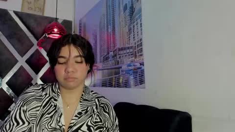 Snapshot of naileth_ chatting on 12/04/25, 11:13 NAILETH online show from 12/04/25, 11:13