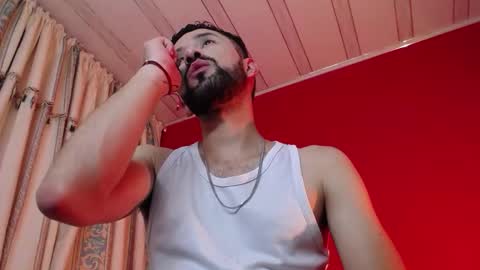 Snapshot of nainpaulo chatting on 11/08/25, 12:22 nainpaulo online show from 11/08/25, 12:22