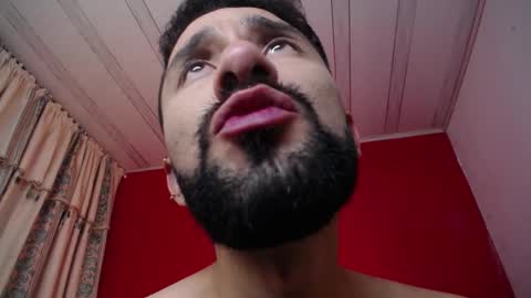 Snapshot of nainpaulo chatting on 11/14/25, 12:53 nainpaulo online show from 11/14/25, 12:53