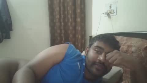 Snapshot of nairanandu28 chatting on 04/23/26, 09:28 NAIRANANDU28 online show from 04/23/26, 09:28