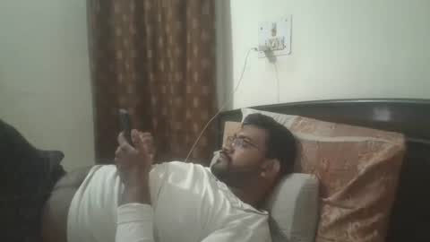 Snapshot of nairanandu28 chatting on 04/25/26, 11:24 NAIRANANDU28 online show from 04/25/26, 11:24