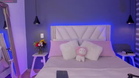 Naisha Ford online show from 02/26/26, 06:01