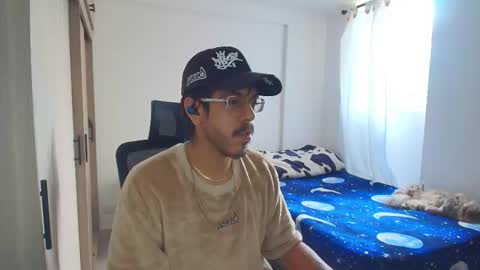 Snapshot of naitsihrc chatting on 11/26/25, 06:42 Nait online show from 11/26/25, 06:42