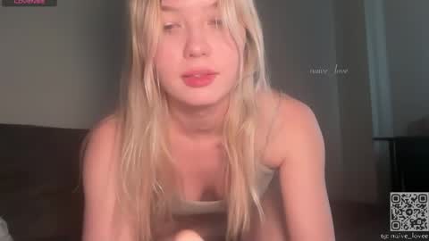 Mia  guest- Eva from DOUBLECUTIES online show from 04/24/26, 02:41
